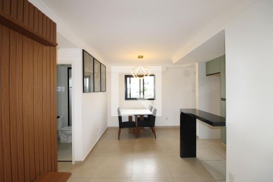 Sala de apartamento para alugar com 3 quartos, 62m² em Vila Rosaria, São Paulo