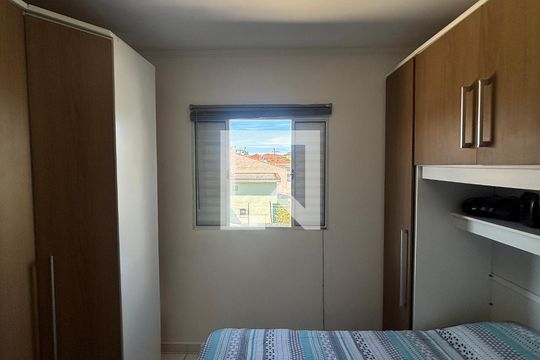 Suite de apartamento à venda com 2 quartos, 68m² em Vila Cecilia Maria, Santo André