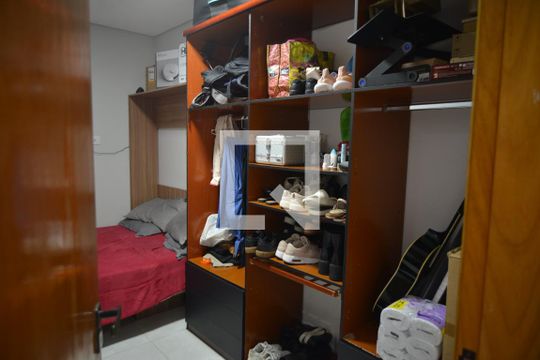 Quarto 1 de apartamento à venda com 2 quartos, 112m² em Jardim Cristiane, Santo André