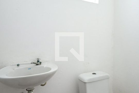 Lavabo de casa para alugar com 3 quartos, 100m² em Jardim Monte Alegre, Taboão da Serra