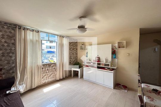 Sala de apartamento à venda com 3 quartos, 72m² em Pilares, Rio de Janeiro