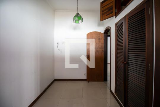 Sala de Jantar de casa à venda com 3 quartos, 90m² em Brás de Pina, Rio de Janeiro