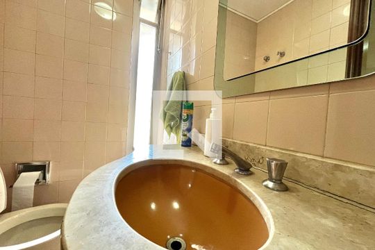 Lavabo de casa para alugar com 5 quartos, 410m² em Parque Jabaquara, São Paulo