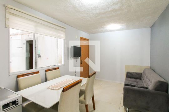 Sala de apartamento para alugar com 2 quartos, 42m² em São José, Canoas