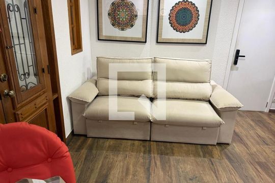 Sala de casa para alugar com 3 quartos, 236m² em Vila Anhanguera, São Paulo