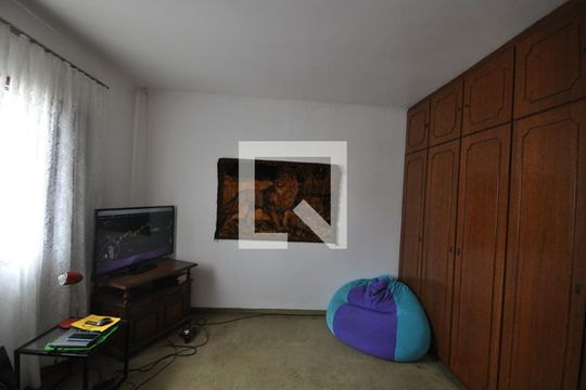 Quarto Suíte de casa à venda com 3 quartos, 286m² em Vila Paiva, São Paulo