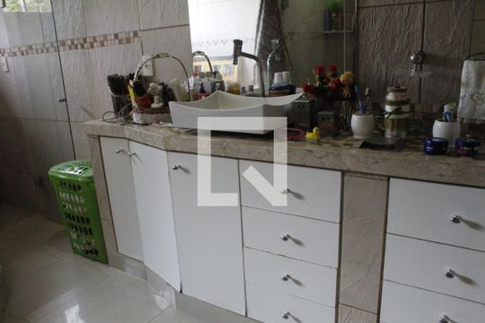 Banheiro da Suíte 1 de casa de condomínio à venda com 4 quartos, 200m² em Itanhangá, Rio de Janeiro