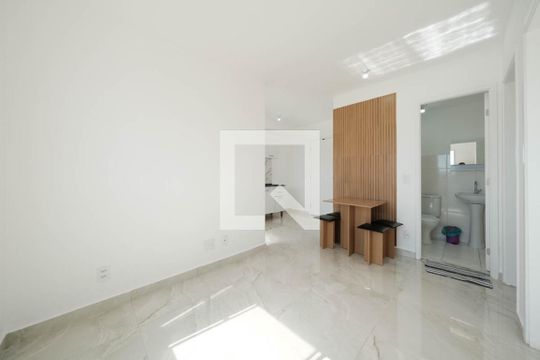 Sala/Cozinha de apartamento à venda com 2 quartos, 35m² em Vila Ré, São Paulo