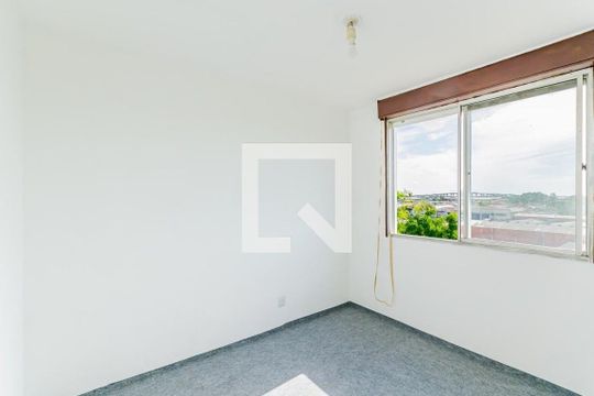 Quarto 2 de apartamento para alugar com 2 quartos, 66m² em Humaitá, Porto Alegre
