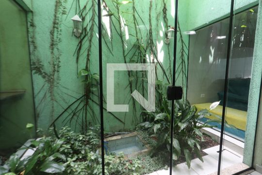 Sala de casa à venda com 3 quartos, 205m² em Capão do Embira, São Paulo