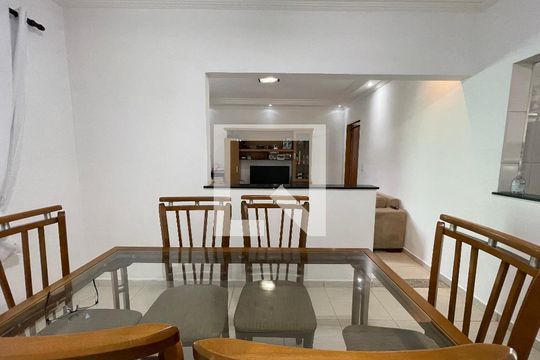 Sala de casa à venda com 1 quarto, 130m² em Rio Pequeno, São Paulo