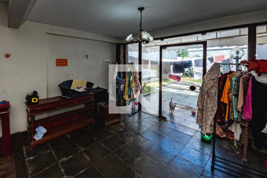 Casa à venda com 5 quartos, 412m² em São José, Belo Horizonte