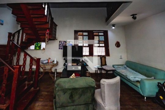 Casa à venda com 5 quartos, 412m² em São José, Belo Horizonte