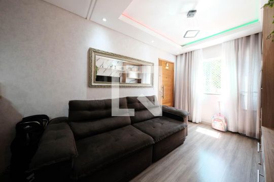 Sala/Cozinha de apartamento para alugar com 2 quartos, 55m² em Vila Guilhermina, São Paulo