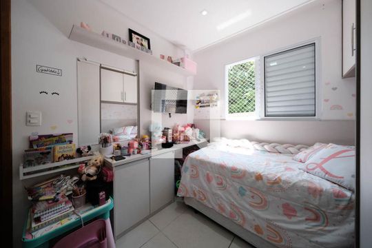 Quarto de apartamento para alugar com 2 quartos, 55m² em Vila Guilhermina, São Paulo