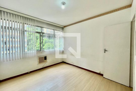 Quarto 1 de apartamento à venda com 2 quartos, 78m² em Ipanema, Rio de Janeiro