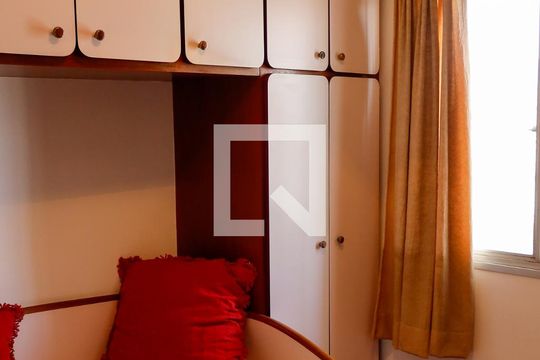 Quarto 1 de apartamento à venda com 2 quartos, 61m² em Quitaúna, Osasco