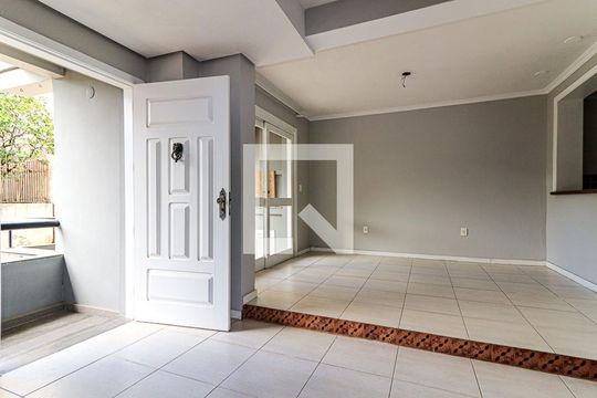 Casa de Condomínio à venda com 3 quartos, 217m² em Jardim Isabel, Porto Alegre