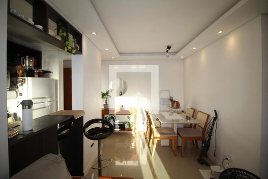 Sala de apartamento à venda com 2 quartos, 50m² em Morro Santana, Porto Alegre