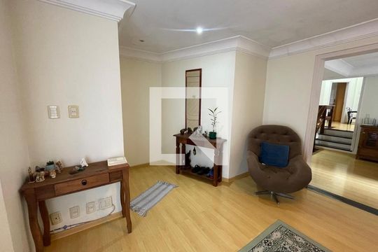 Casa à venda com 4 quartos, 227m² em Hamburgo Velho, Novo Hamburgo