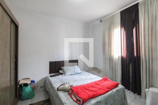 Quarto 1 de casa para alugar com 2 quartos, 180m² em Parque Cruzeiro do Sul, São Paulo