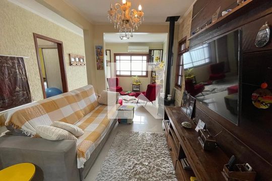 Casa à venda com 3 quartos, 212m² em Operário, Novo Hamburgo