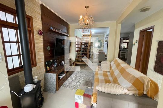 Casa à venda com 3 quartos, 212m² em Operário, Novo Hamburgo