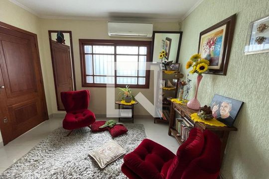 Casa à venda com 3 quartos, 212m² em Operário, Novo Hamburgo