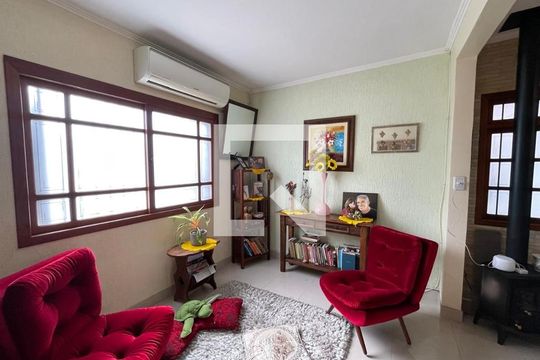 Casa à venda com 3 quartos, 212m² em Operário, Novo Hamburgo