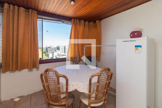 Sala de apartamento para alugar com 3 quartos, 96m² em Menino Deus, Porto Alegre