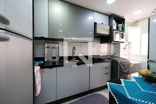 Sala/Cozinha de apartamento à venda com 2 quartos, 42m² em Jardim Brasilia, São Paulo