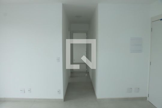 Corredor de apartamento para alugar com 2 quartos, 46m² em Recanto Vista Alegre, Cotia