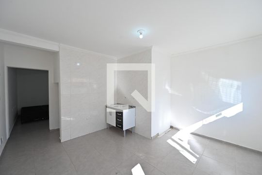Sala/Cozinha de casa para alugar com 1 quarto, 30m² em Vila da Saúde, São Paulo