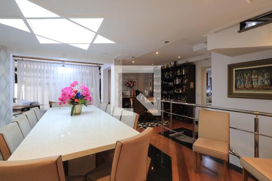 Sala de Jantar de casa de condomínio para alugar com 4 quartos, 450m² em Vila Carrão, São Paulo