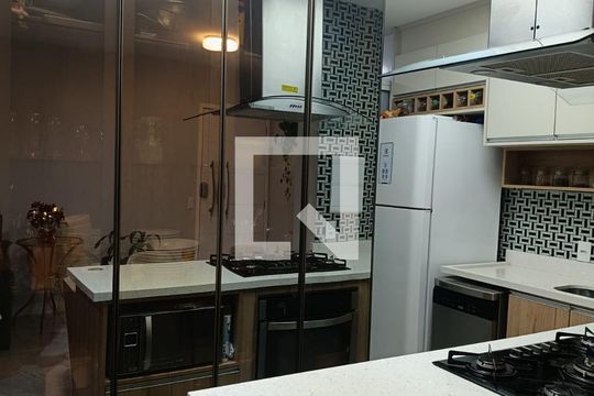 Apartamento à venda com 3 quartos, 75m² em Picanço, Guarulhos
