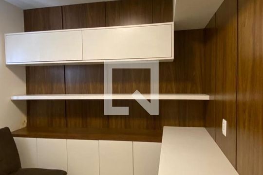 Sala de apartamento à venda com 3 quartos, 110m² em Recreio dos Bandeirantes, Rio de Janeiro
