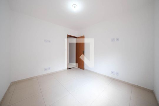 Quarto 1 de casa à venda com 3 quartos, 100m² em Jardim Eliane, São Paulo