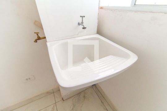 Sala/Cozinha de apartamento para alugar com 2 quartos, 56m² em Cidade Líder, São Paulo
