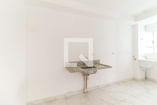 Sala/Cozinha de apartamento para alugar com 2 quartos, 56m² em Cidade Líder, São Paulo