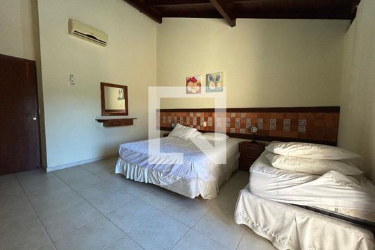 Quarto 1 de casa de condomínio para alugar com 2 quartos, 120m² em Barra da Lagoa, Florianópolis