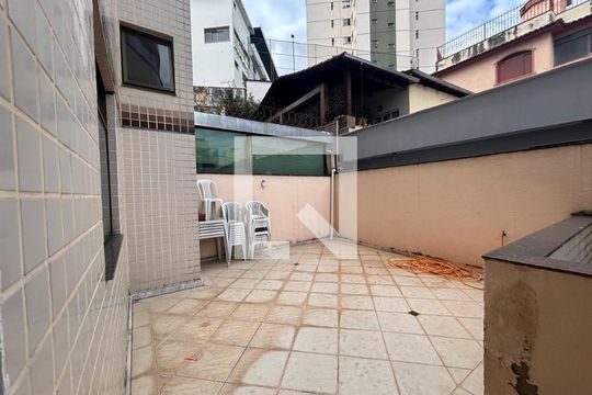 Apartamento para alugar com 4 quartos, 220m² em Nova Floresta, Belo Horizonte