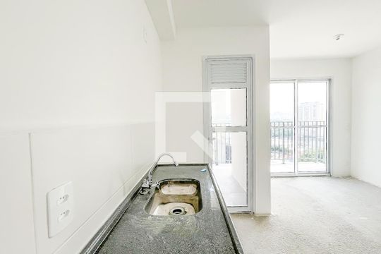Sala/Cozinha de apartamento à venda com 2 quartos, 41m² em Bom Retiro, São Paulo