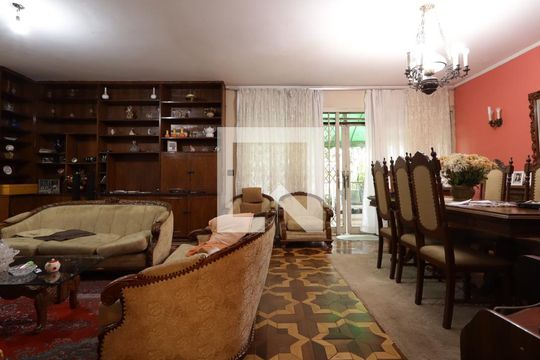 Sala de casa à venda com 3 quartos, 260m² em Vila Sonia, São Paulo