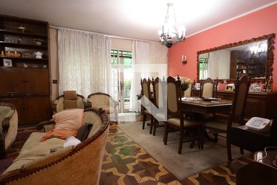 Sala de casa à venda com 3 quartos, 260m² em Vila Sonia, São Paulo