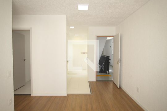 Sala de apartamento para alugar com 2 quartos, 41m² em Jardim Carvalho, Porto Alegre