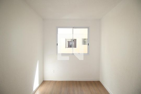 Quarto 2 de apartamento para alugar com 2 quartos, 41m² em Jardim Carvalho, Porto Alegre