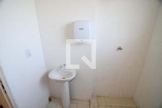 Banheiro de casa para alugar com 2 quartos, 143m² em Jardim Sao Rafael, Campinas