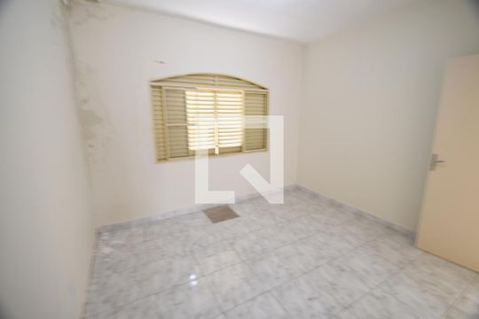 Quarto 1 de casa para alugar com 2 quartos, 143m² em Jardim Sao Rafael, Campinas