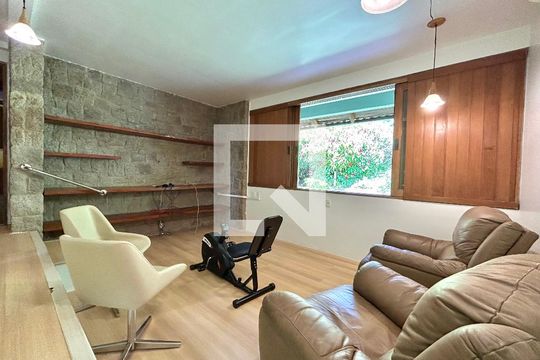 Sala 2 de casa de condomínio para alugar com 5 quartos, 555m² em Santo Antonio de Lisboa, Florianópolis