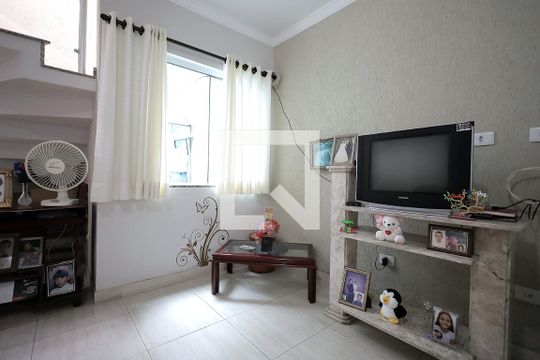 Sala de casa à venda com 4 quartos, 158m² em Parque Novo Oratório, Santo André